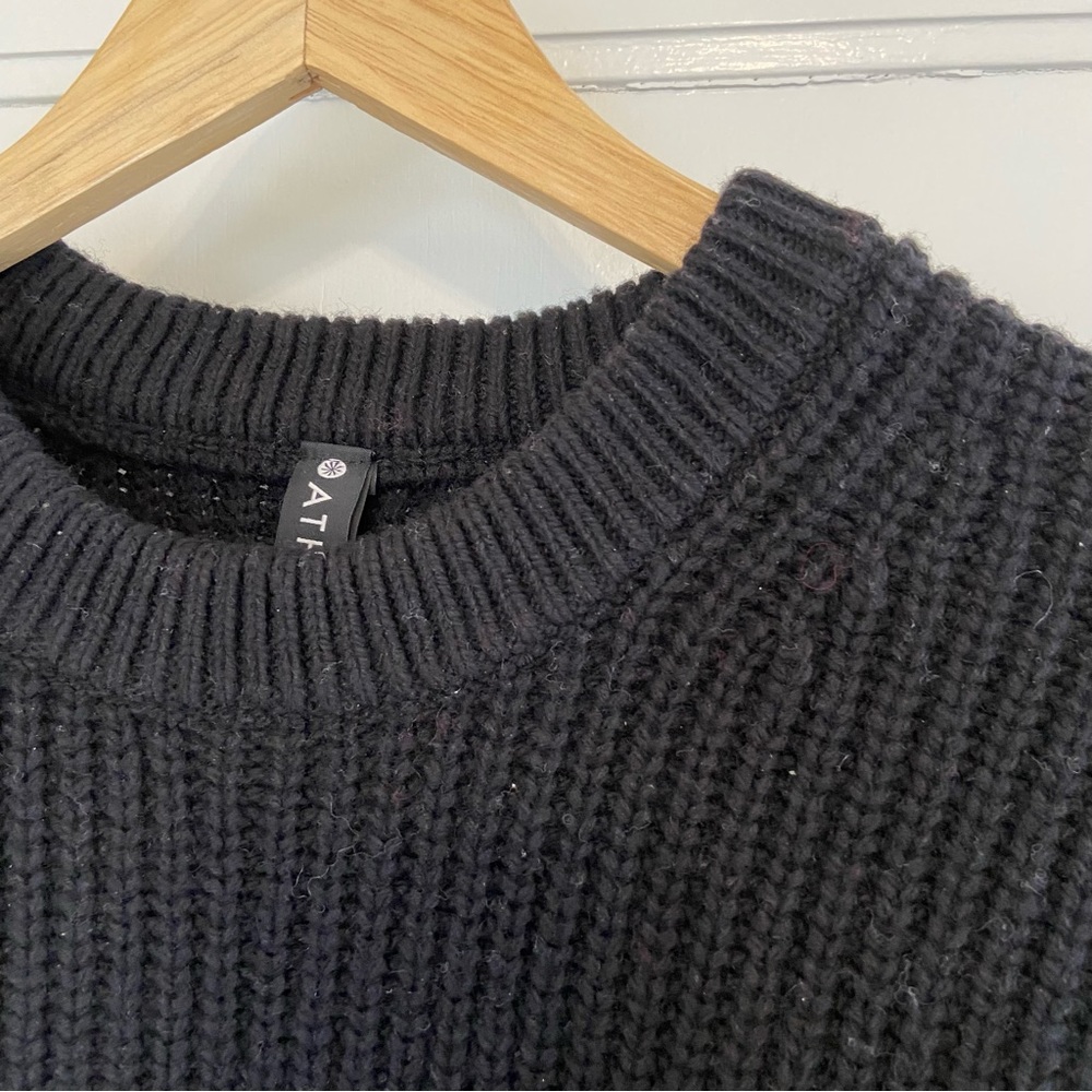 Athleta Cascades Crew sweater - Picture 4 of 6